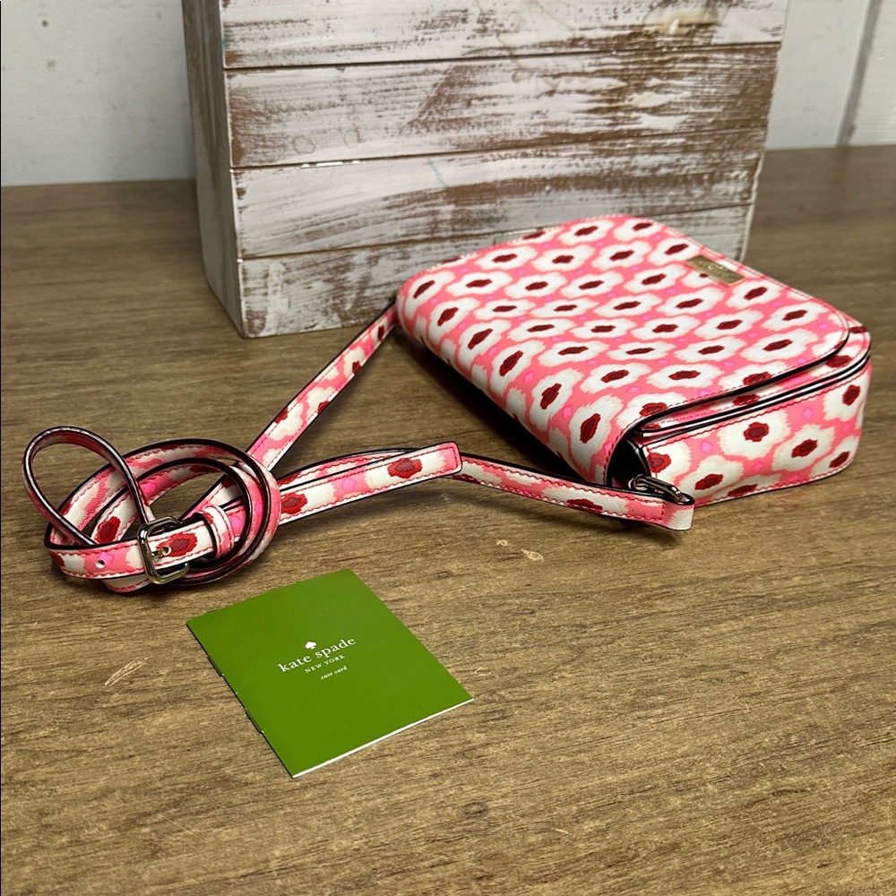 Kate Spade like new Laurel Way Carsen Ikat Posey coat canvas crossbody purse - Picture 6 of 10
